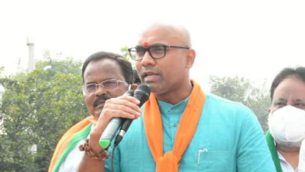 భైంసా అల్లర్లు.. దోషులను ఉరికంభం ఎక్కించాలి.. కేటీఆర్ బాలీవుడ్ మత్తు వదలాలి.. : ఎంపీ అరవింద్