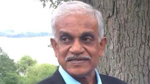 వైసీపీ నేత సజ్జల రామకృష్ణా రెడ్డి నివాసంలో విషాదం: పరామర్శిస్తోన్న నాయకులు