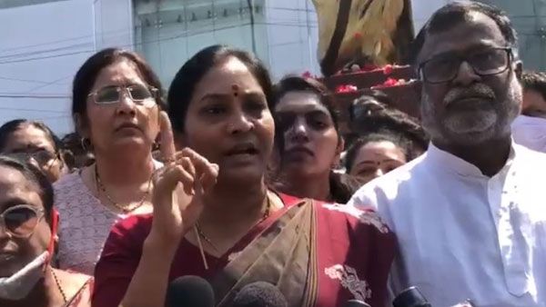 కేసీఆర్ సర్కార్‌కు షర్మిల పార్టీ నేతల ఫస్ట్ అల్టిమేటం: రోడ్డెక్కి..నిరసనలు