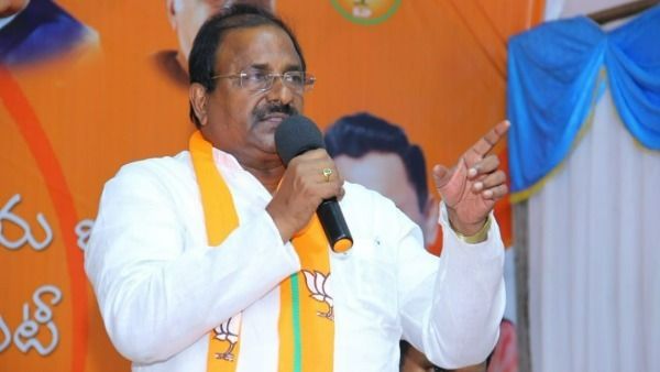 తిరుపతి బై పోల్ : హోదా వద్దన్న చంద్రబాబు, దొంగ ఓట్ల జగన్ సర్కార్ .. సోము వీర్రాజు ఫైర్