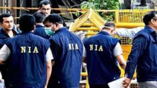 విశాఖ గూఢచర్యం కేసులో ఎన్ఐఏ మరో ఛార్ఝిషీట్‌-నేవీ సిబ్బందికి పాకిస్తానీ లంచాలపై