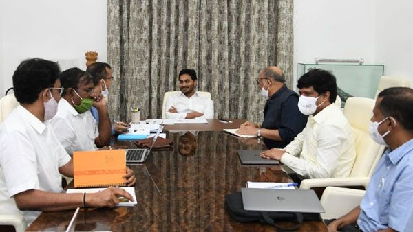 విద్యుత్ కొరత ఉండొద్దు, అధికారులకు సీఎం జగన్ స్పష్టీకరణ