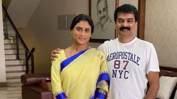 YS Sharmila:తండ్రి ముద్ర కోసం తపన: నాడు చుడీదార్ -నేడు చీరకట్టు..సంథింగ్ స్పెషల్