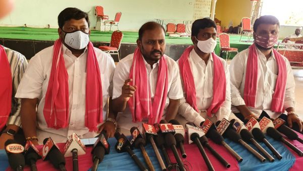 సాగర్ ప్రజలు టీఆర్ఎస్ వైపే: ఎన్ఆర్ఐ టీఆర్ఎస్ సెల్ 