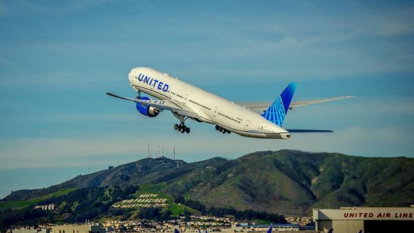 ఢిల్లీ ఎయిర్‌పోర్ట్ నుంచి ఖాళీగా న్యూయార్క్ వెళ్లిన యూనైటెడ్ ఎయిర్‌లైన్స్ విమానం, ఎందుకంటే.?