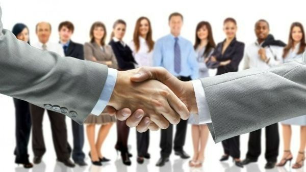 ఐటీ బూమ్: ఆ టాప్ టెక్ కంపెనీల్లో భారీగా ఉద్యోగావకాశాలు.. టాలెంటెడ్ యువతకు డిమాండ్..