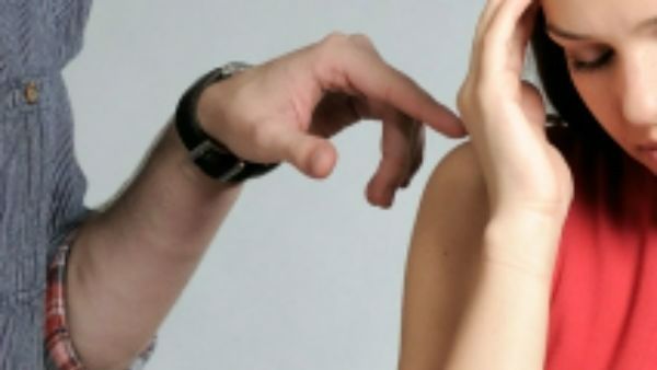 Lady: ఆటోలో పక్కసీటులో అందమైన మహిళ, చేతికి ఫుల్ గా పనిచెప్పిన ప్రయాణికుడు, చివరికి ?