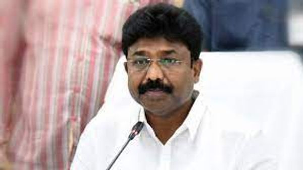 షెడ్యూల్ ప్రకారమే టెన్త్, ఇంటర్ పరీక్షలు: ఏపీ మంత్రి సురేశ్