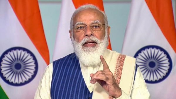 కరోనా, వ్యాక్సిన్ ప్రక్రియ: అధికారులతో మోడీ వర్చువల్ రివ్యూ