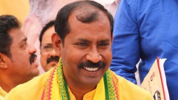 మొన్న ధూలిపాళ్ల నరేంద్ర.. నేడు పల్లా శ్రీనివాస్ టార్గెట్: విశాఖలో హైటెన్షన్: టీడీపీ నేతలు ఫైర్