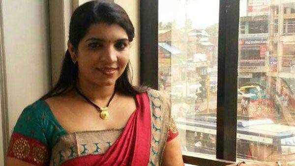 Scam Saritha: ఆ రోజు ఊపేసింది, ఫైర్ బ్రాండ్ కు 6 ఏళ్లు జైలు శిక్ష, సరితాకు తగదిమ తోమ్!