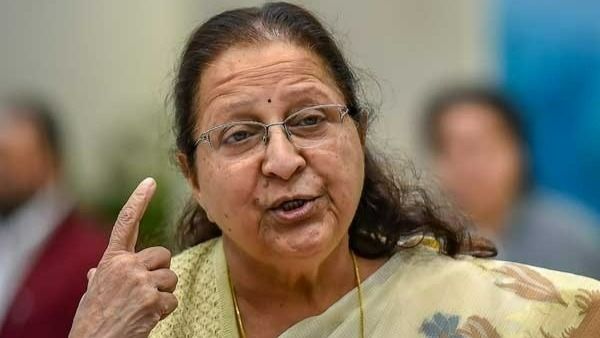 నేనింకా బతికే ఉన్నా... కన్ఫర్మేషన్ లేకుండా ఈ వార్తలేంటి... సుమిత్రా మహాజన్ ఆగ్రహం...