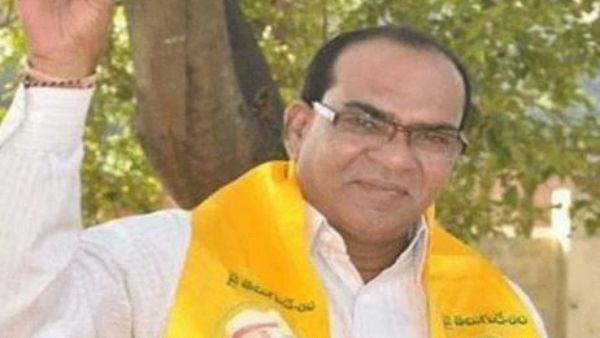 టీడీపీకి షాక్: టీఆర్ఎస్‌ఎల్పీలో టీడీఎల్పీ విలీనం, కేసీఆర్ పార్టీలోకి టీడీపీ ఏకకైక ఎమ్మెల్యే మెచ్చా