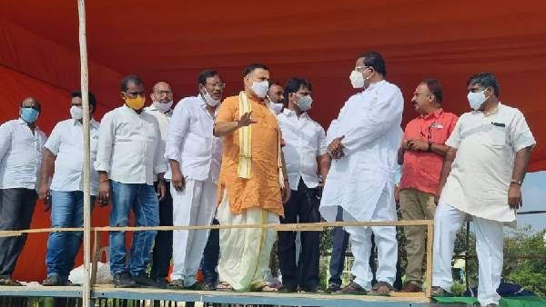 నెల్లూరు జిల్లాలో బీజేపీ చీఫ్ జేపీ నడ్డా బహిరంగ సభ: పవన్ కల్యాణ్ డుమ్మా: బెనిఫిట్ ఎవరికి