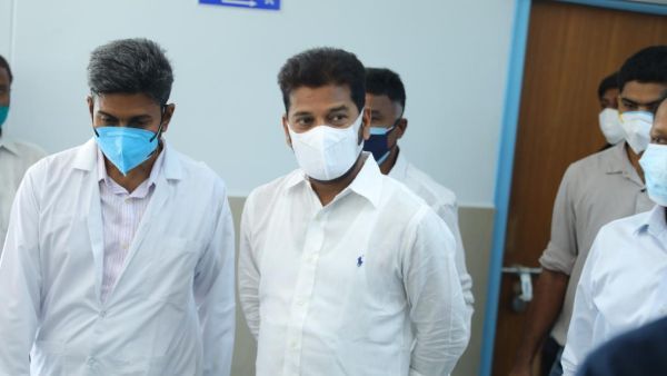 కరోనా క్లిష్ట సమయంలో కాంగ్రెస్ బాసట.!బొల్లారం ఆస్ప‌త్రిని కోవిడ్ హాస్పటల్ గా మార్చిన రేవంత్ రెడ్డి.!