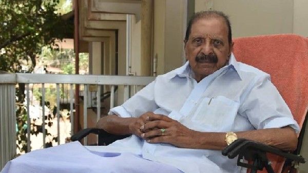 కుమారుడు ఎమ్మెల్యేగా గెలిచిన మరుసటి రోజే..లెజెండరీ లీడర్ కన్నుమూత