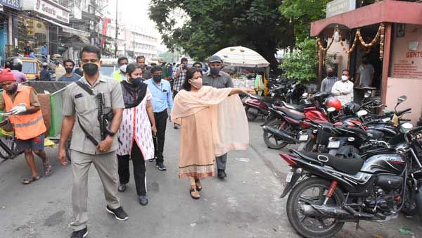 ఉస్మానియా ఆసుపత్రి ఆకస్మిక తనిఖీ.!పారిశుద్ధ్య చర్యలపై అసంతృప్తి వ్యక్తం చేసిన మేయర్.!