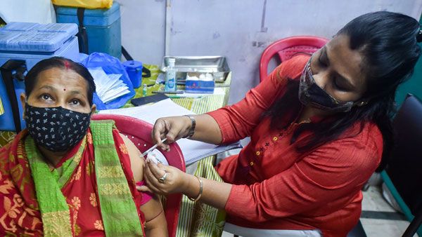 Vaccination camps: నోస్టాక్, సిటీలో ఈ రోజు కోవిడ్ వ్యాక్సిన్ డ్రైవ్ కు బ్రేక్, అందుకే !