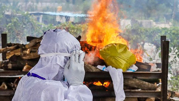 ధర్డ్‌ వేవ్‌పై ఎస్‌బీఐ షాకింగ్‌ రిపోర్ట్‌- సెకండ్‌ వేవ్‌ తరహాలోనే - 98 రోజుల పాటు