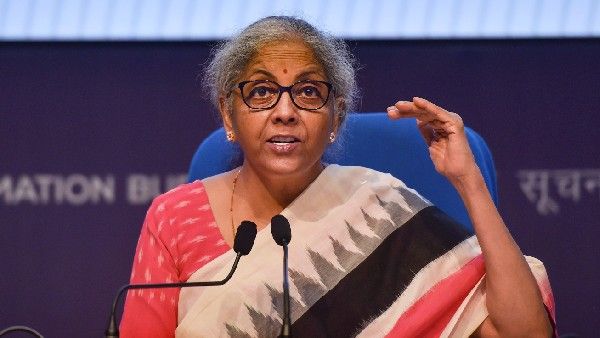 వైద్య రంగానికి 50 వేల కోట్లు.. భారీగా ఆర్ధిక ఉద్దీపన ప్యాకేజీలు ప్రకటించిన నిర్మలా సీతారామన్