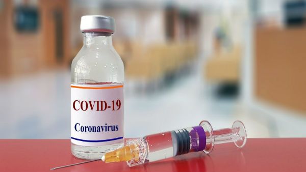 Vaccination: వ్యాక్సిన్ కేంద్రాన్ని హైజాక్ చేసిన ఎమ్మెల్యే, ప్రతిపక్షాలు ఫైర్, రీజిన్ ఇదే, క్లారిటీ !