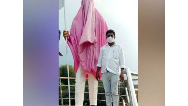 రేపే కేసీఆర్ విగ్రహ ఆవిష్కరణ-సీఎంపై అభిమానంతో ఏర్పాటు-రాష్ట్ర అవతరణ రోజునే