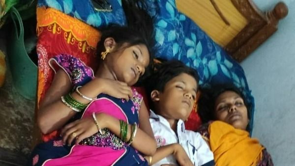 బాలికపై అసభ్యకరంగా: నలుగురి ప్రాణం తీసిన అనుమానం: ఆటోడ్రైవర్ కుటుంబం విషాదంతం