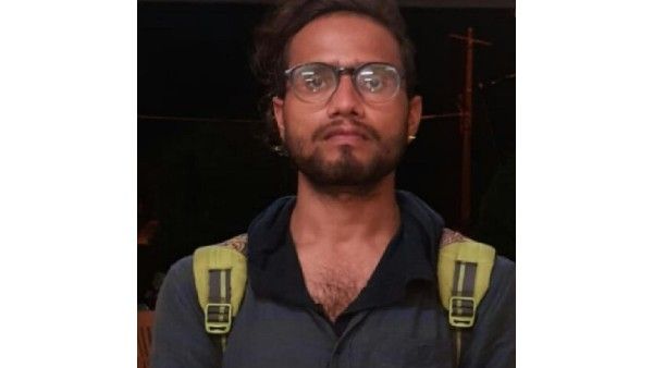 Rashmika: గూగుల్ లో హీరోయిన్ ను వెతుక్కుంటూ వెళ్లాడు, హైదరాబాద్ లో ?, పోలీసులు ఎంట్రీతో !