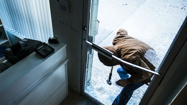 ఏపీలో దండుపాళ్యం గ్యాంగ్ దారుణాలు .. ఒళ్ళు గగుర్పొడిచే నిజాలు ,ఆధారాలు దొరక్కుండా ఆరు హత్యలు