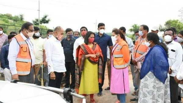 నగరానికి వాన గండం.!ముంపుకు గురికాకుండా పటిష్ట చర్యలు.!మేయర్ సమీక్ష సమావేశం.!