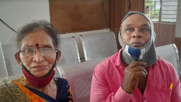 వరంగల్ లో సీఎం కేసీఆర్ టూర్ .. పెట్రోల్ బాటిల్ తో వృద్ధ దంపతులు .. అసలేం జరిగిందంటే!!