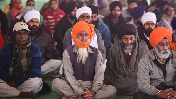 కిసాన్ సంసద్: జంతర్‌మంతర్ వద్ద రైతుల నిరసన, తొలిరోజు ప్రశాంతం