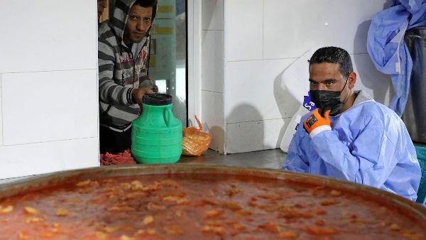 గెరిట పట్టుకున్నవాడు గెరిటతోనే పోయాడు: చికెన్ సూప్‌లో పడి..! చెఫ్ విషాదాంతం..!