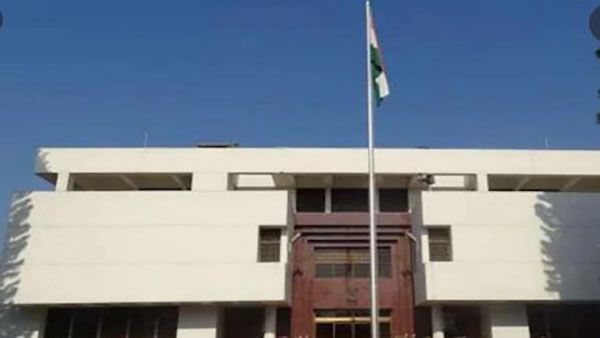 ఇస్లామాబాద్ భారత హై కమిషనర్ కార్యాలయం వద్ద డ్రోన్ కలకలం .. పాక్ తీరుపై భారత్ తీవ్ర ఆందోళన