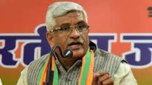 Water war: ఒక్క నీటి బొట్టులో తేడా ఉండదు, రెండు రాష్ట్రాలకు న్యాయం చేస్తాం. కేంద్ర మంత్రి క్లారిటి !