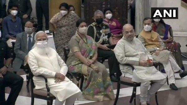 కొత్త మంత్రులకు టీకి పిలిచిన ప్రధాని మోడీ: తొలి రోజు నుంచే..మార్కులు