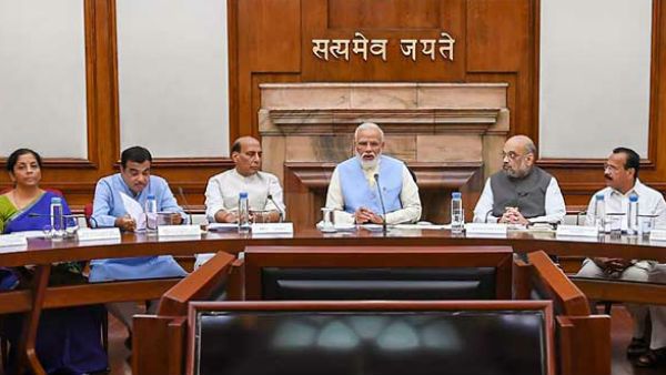 కేబినెట్ విస్తరణ ఒకరోజు ముందుకు... ఆ ఎఫెక్టే కారణమా..?