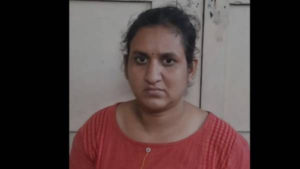 Khiladi: భార్యకు కైపెక్కించే కళ్లు, అపార్ట్ మెంట్ లో భర్త హైటెక్ స్కెచ్, గ్రహాలు అనుకూలించలేదు !