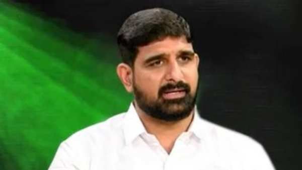 గులాబీ గూటికి పాడి కౌశిక్ రెడ్డి, కేసీఆర్ సమక్షంలో చేరిక