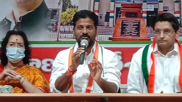 మోసానికి మాస్టర్ ప్లాన్... ప్రభుత్వానివి దొంగ లెక్కలు... : ఉద్యోగాల ఖాళీలపై రేవంత్ రెడ్డి