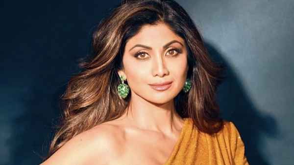 Pornography Case : శిల్పాశెట్టి ఇంట్లో పోలీసుల సోదాలు-భర్త పోర్న్ లింకులపై ప్రశ్నించనున్న క్రైమ్ బ్రాంచ్