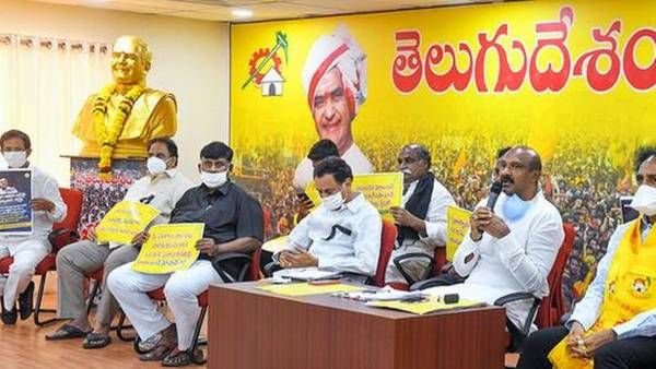 జలవివాదాలపై లేఖలు రాస్తే సమస్య పరిష్కారం అవుతుందా? జగన్ కు టీడీపీ నేతల సూటి ప్రశ్న