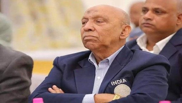 ప్రముఖ ఫుట్‌బాల్‌ దిగ్గజం, రోమ్ ఒలింపియన్ షాహిద్ హకీమ్ కన్నుమూత