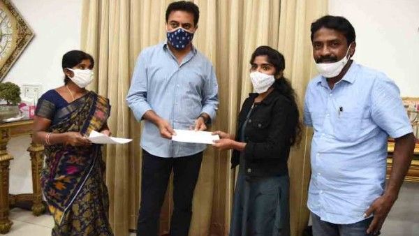ఐఐటీ విద్యార్థిని అంజలి ఉన్నత చదువుకి మంత్రి కేటీఆర్ ఆర్థిక సహాయం