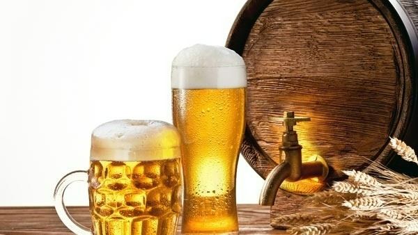 International Beer Day:తయారు చేసింది పురుషులు మాత్రం కాదు.. ఎవరో ఊహించలేరు..