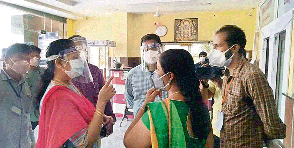 క్లినికల్ ట్రయల్స్‌లో పాల్గొన్న వారికి కూడా సర్టిపికెట్లు.. కేంద్రం ప్రకటన