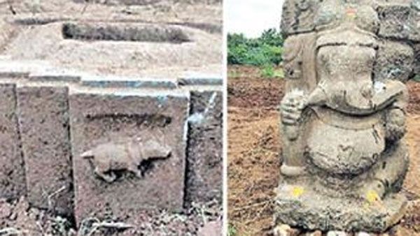 భారీ వినాయకుడి విగ్రహాం: రైతు పొలంలో.. తండోపతండాలుగా వస్తోన్న జనం