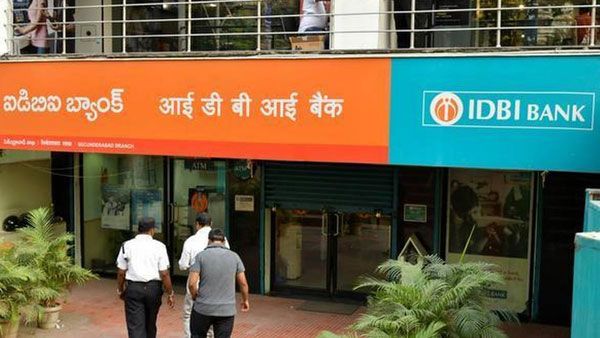 IDBI బ్యాంకులో ఉద్యోగాల జాతర: ఎగ్జిక్యూటివ్ పోస్టులకు నోటిఫికేషన్: అర్హతలు ఇవే..!!