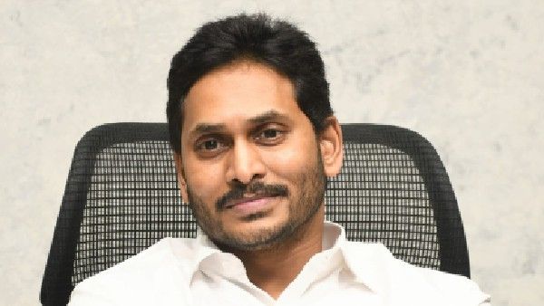 జగన్ కేసుల అప్ డేట్ : పెన్నా కేసులో సీబీఐ మరింత గడువు-ఇండియా సిమెంట్స్ పైనా డిశ్చార్జ్