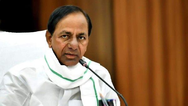 తగ్గేదే లేదు: జల వివాదాలపై గట్టిగా పోరాడుదాం: నీటి పారుదలపై సమీక్షలో సీఎం కేసీఆర్‌, కేంద్రం గెజిట్‌పై చర్చ